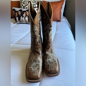 Shyanne Tan Floral Embroidered Heeled Boots